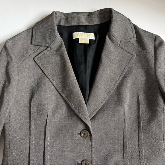 Michael Kors Brown Two- button Pleated Blazer US M - Picture 3 of 8